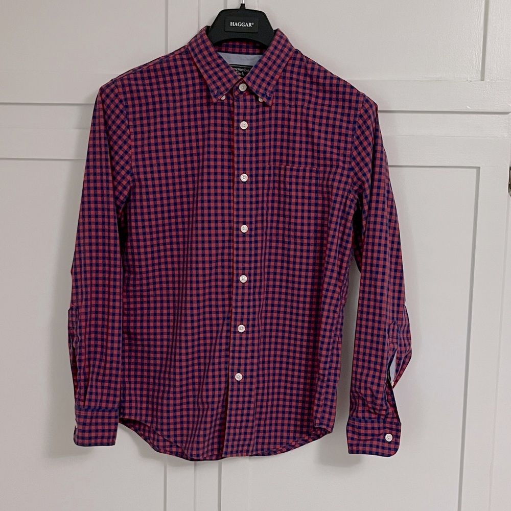 Abercrombie & Fitch Men's Small button down shirt. Great condition.